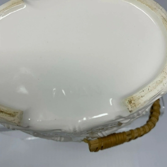 Planter Ceramic Basket Bamboo Design Wicker Handle Vintage Japan White Catchall - Picture 8 of 9